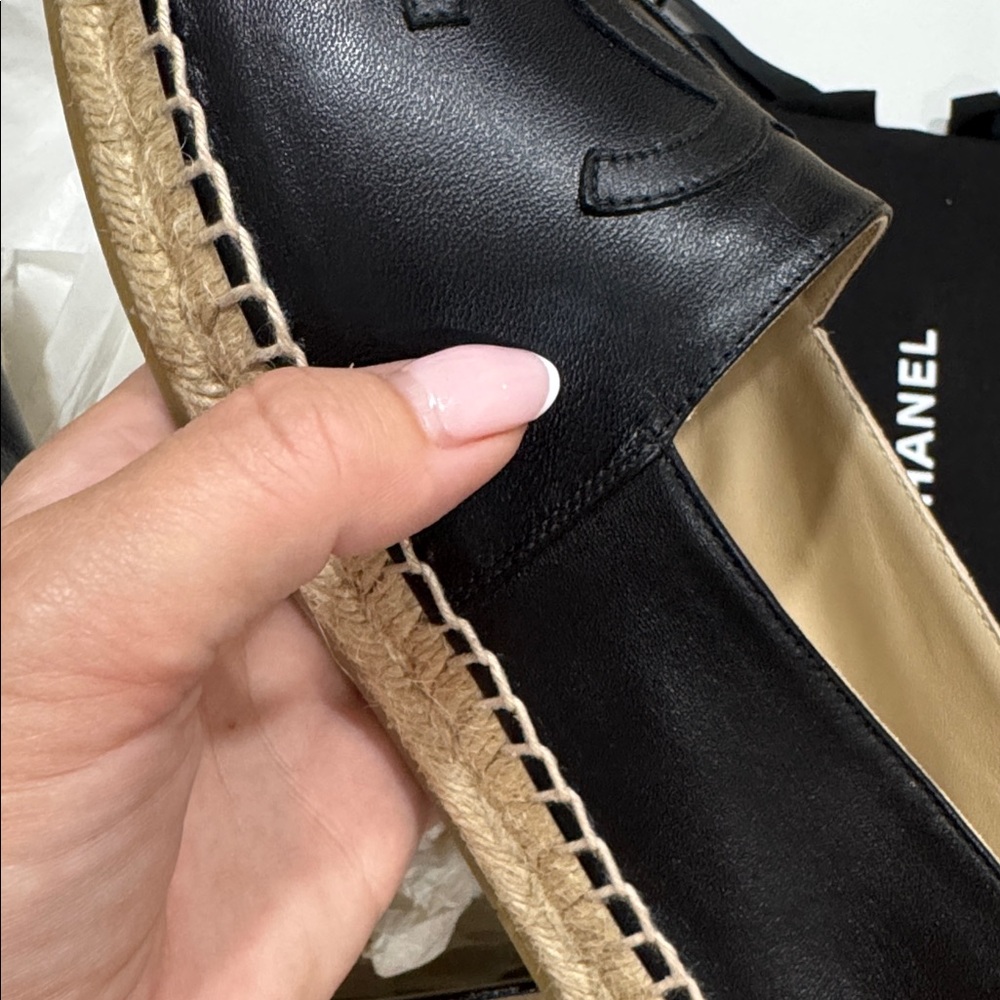 CHANEL Black Leather Espadrilles 37 - Picture 7 of 7